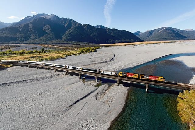 2 Day West Coast Glaciers and TranzAlpine Train: Queenstown to Christchurch - Photo 1 of 9